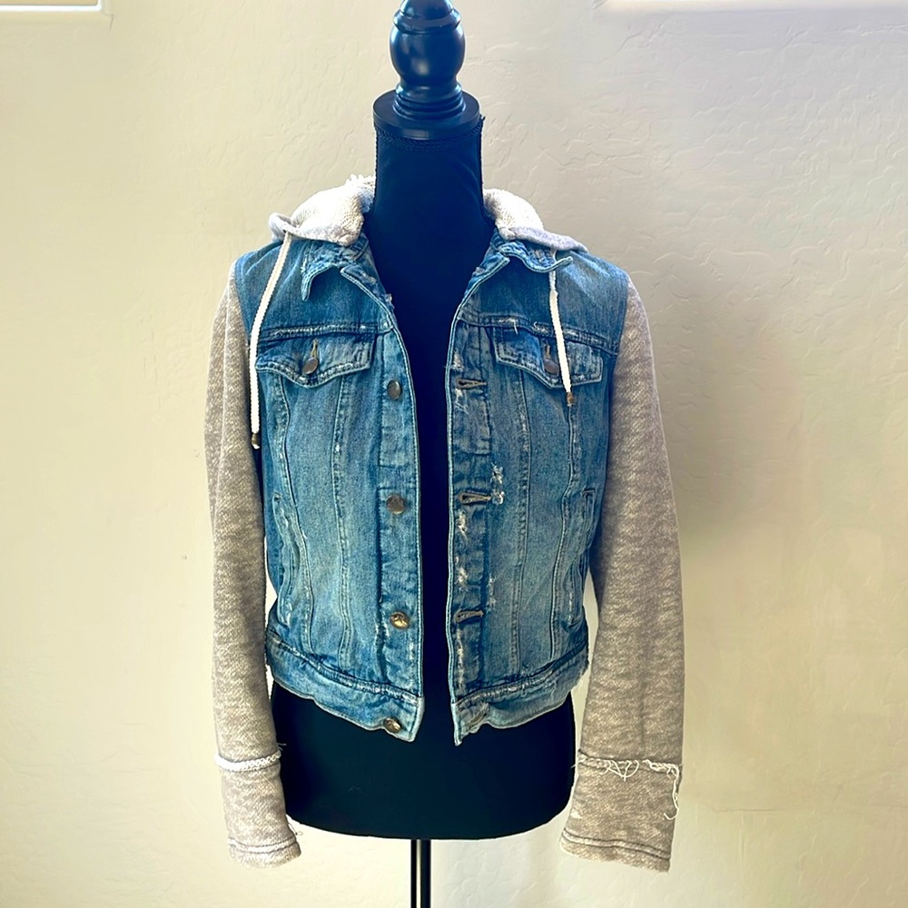 Free People Women's Small Distressed Hooded Jean Jacket Sweatshirt Combo